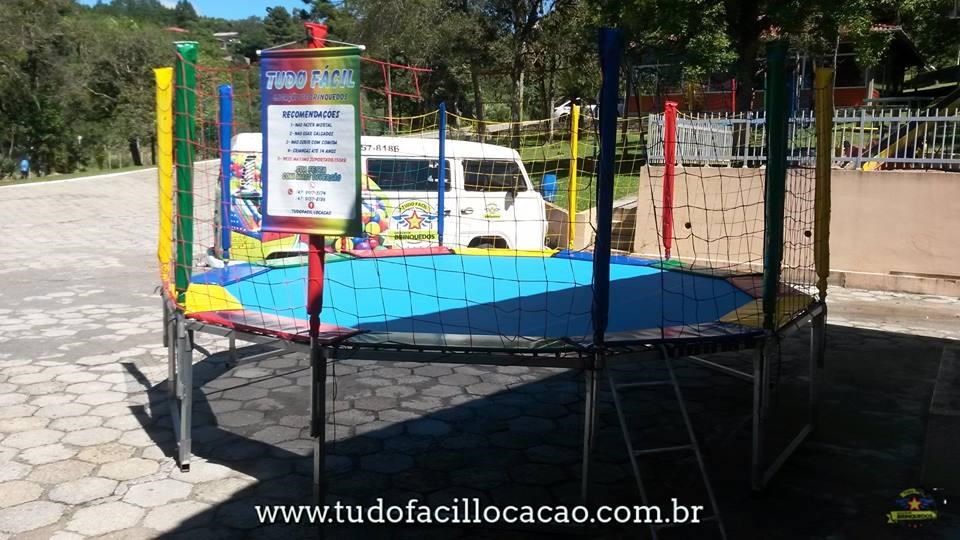 Cama elástica grande